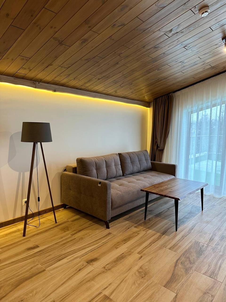 Фільварок Кмитів Hotel Velyki Kosharishcha Екстериор снимка