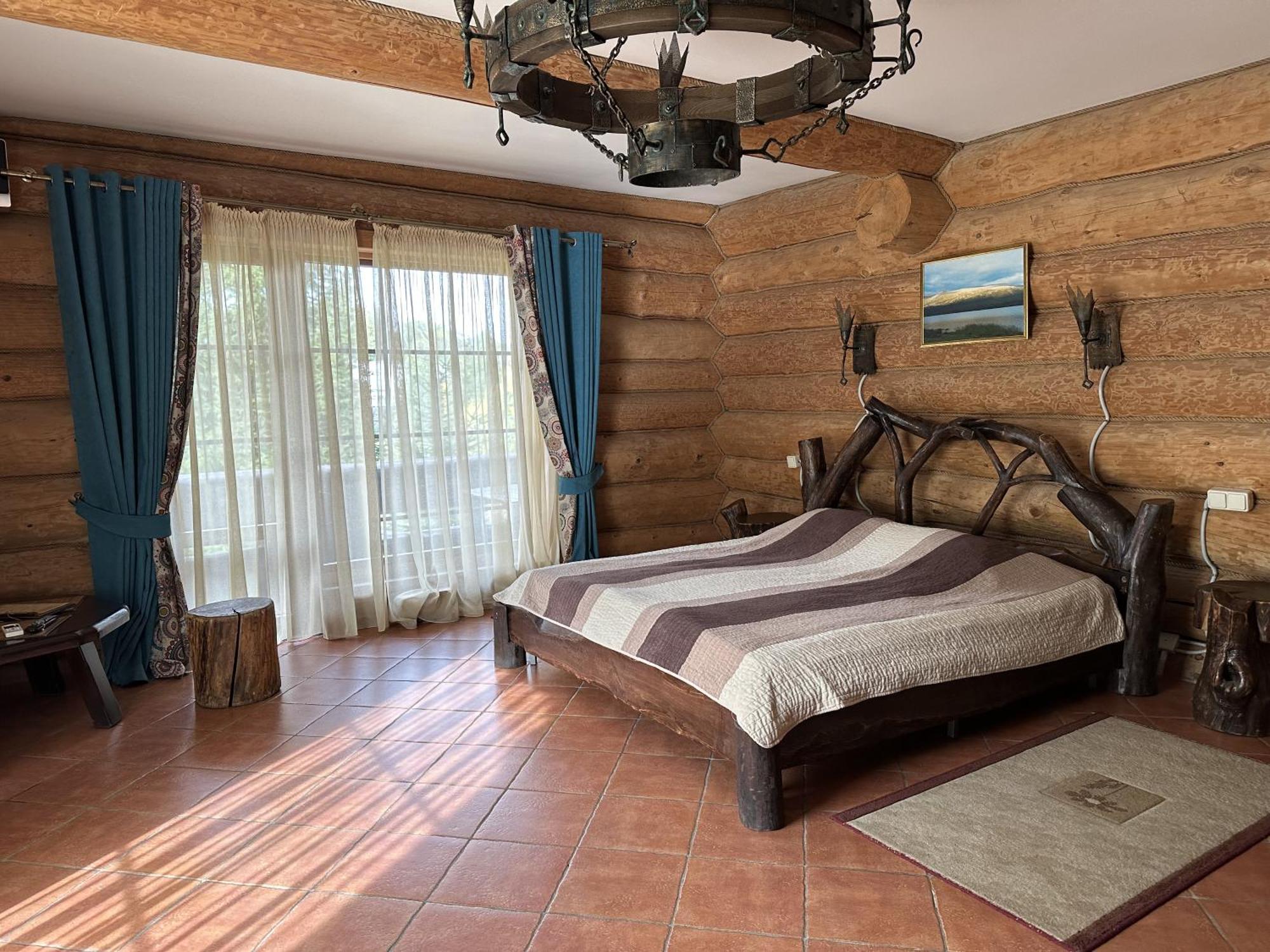 Фільварок Кмитів Hotel Velyki Kosharishcha Екстериор снимка